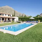 Joanaina By Vintage Travel Villa