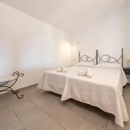 Joanaina By Vintage Travel Βίλα Port de Pollenca