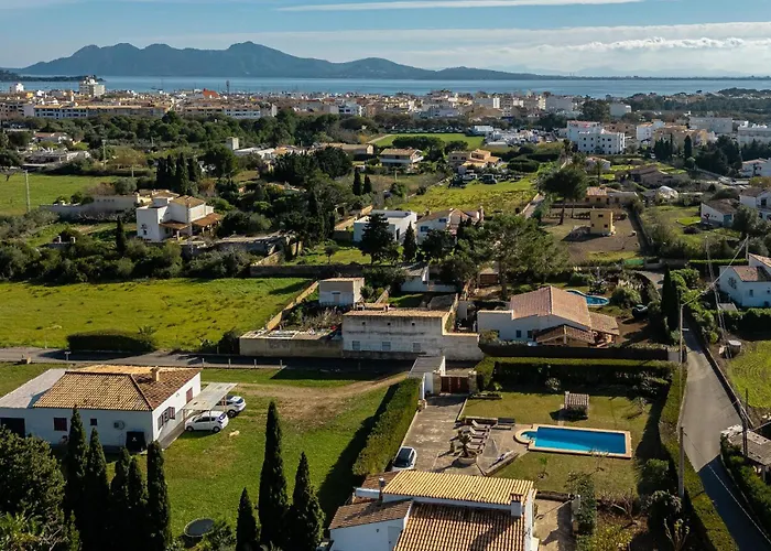 Joanaina By Vintage Travel Port de Pollenca