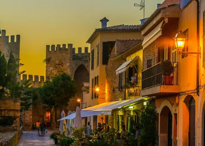 Joanaina By Vintage Travel *